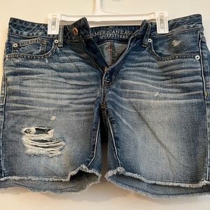 American Eagle Women’s Distressed Jean Shorts